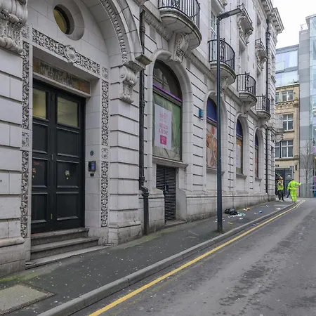 Luxury - Perfect For Business *