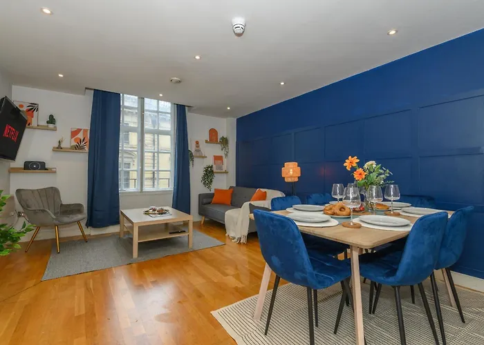 Business Class - Luxury Living