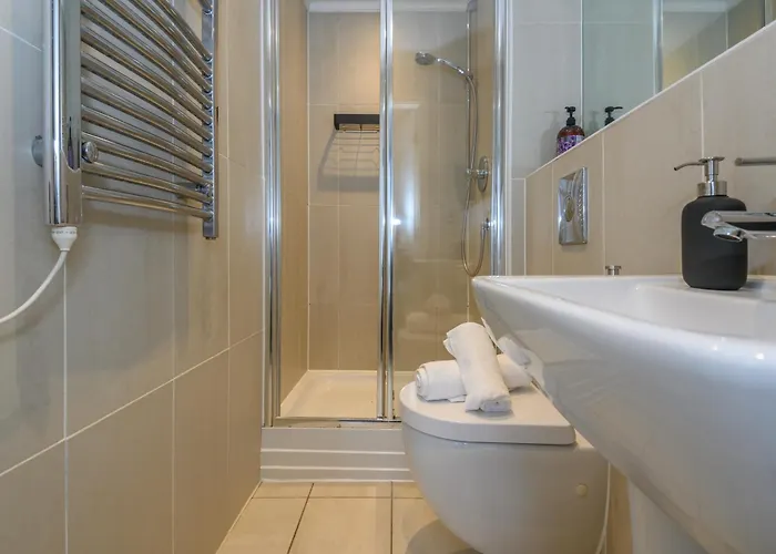 Business Class - Luxury Living Апартаменти