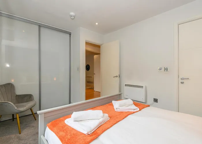 Business Class - Luxury Living