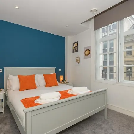 Luxury - Perfect For Business Apartment